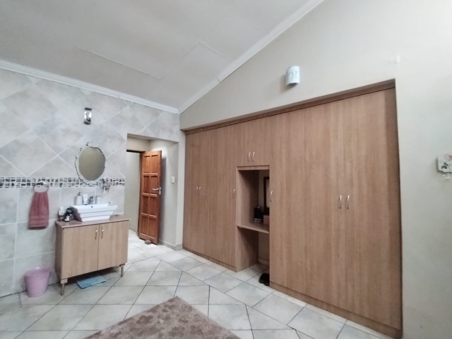 3 Bedroom Property for Sale in Swartruggens North West